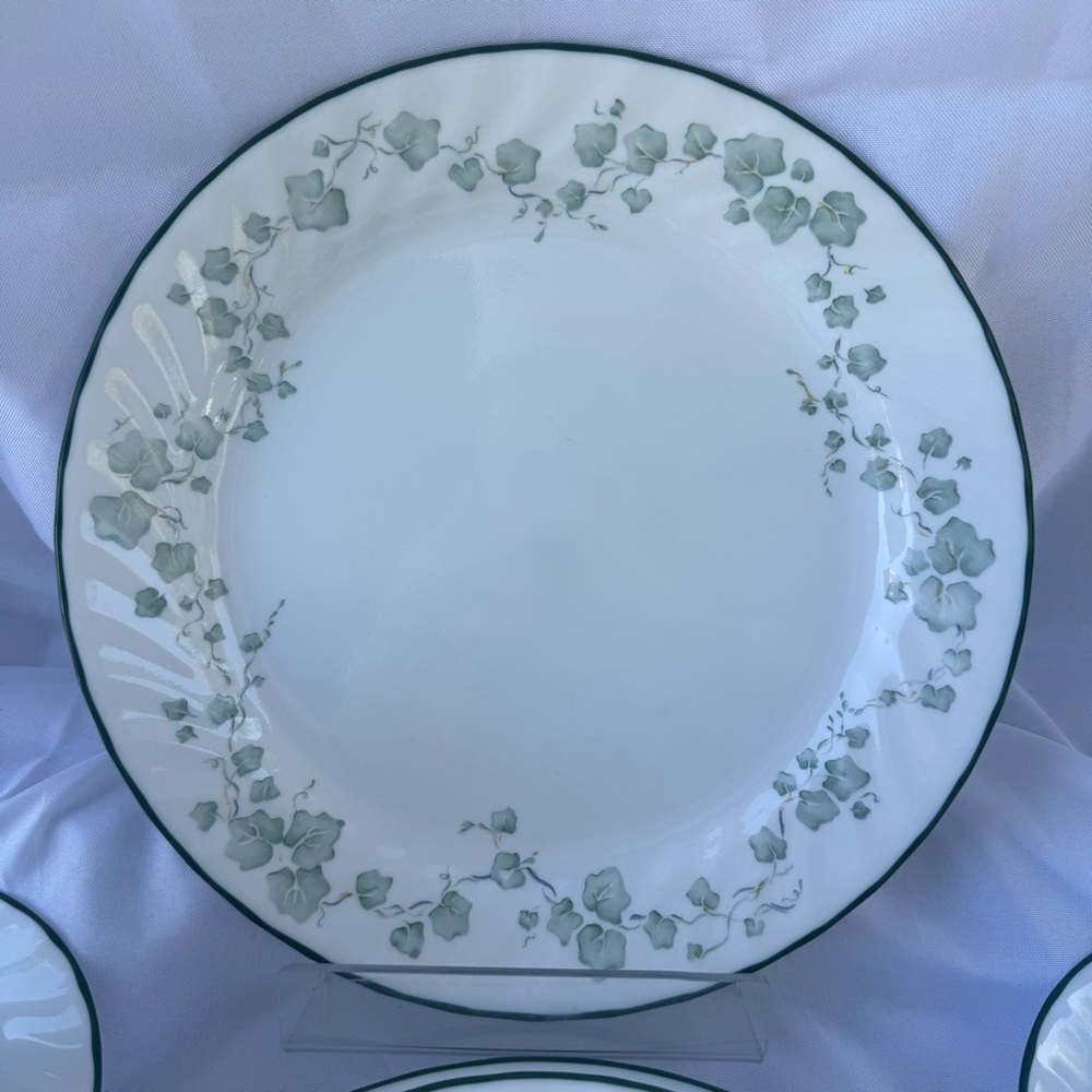 Corelle Callaway Ivy Dinnerware Service for 4 21 Pieces Complete Set - Picture 2 of 11